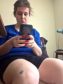 Ashlovescannabis Chat XXX in diretta