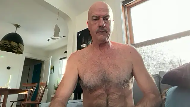 Guy__Grey 即時 XXX 聊天