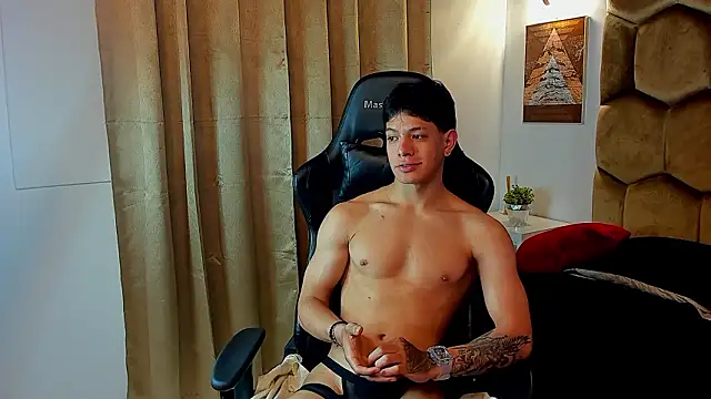 TonyPetrovjs 网络视讯表演