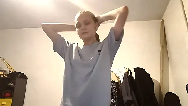 LuluSweetyGirl Chat XXX in diretta