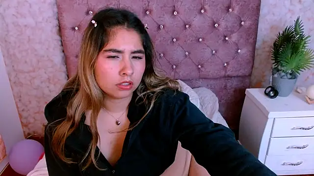 Онлайн чат XXX Sofiazaf_