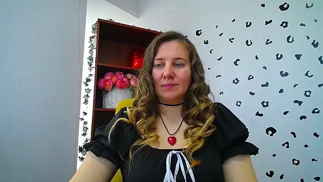 Nionelly 即時 XXX 聊天