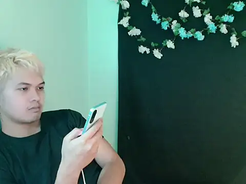 urguy_carlxx Live XXX-Chat