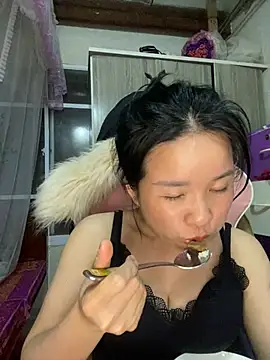 Ivy_Trix2 网络视讯表演