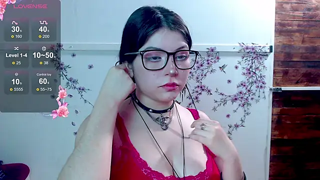 XXX chat uživo modela Ginebra_Sensual