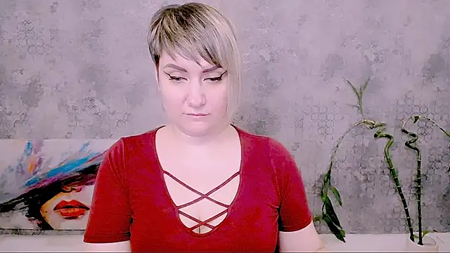 Djullia: απευθείας συνομιλία ΧΧΧ