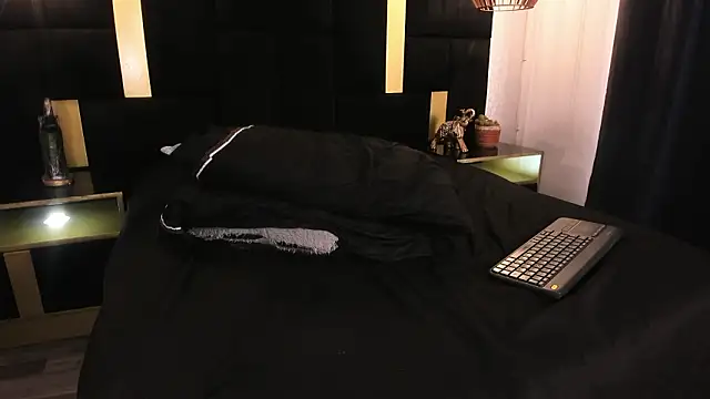 Lucio__Fox Live XXX-Chat