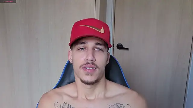 orionblaze69_: онлайн-секс-чат