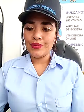 MAYE__13 即時 XXX 聊天