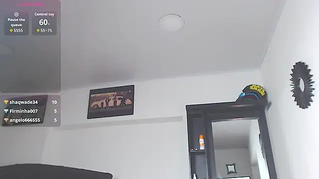 دردشة Vicky_hotmilf الجنسية المباشرة