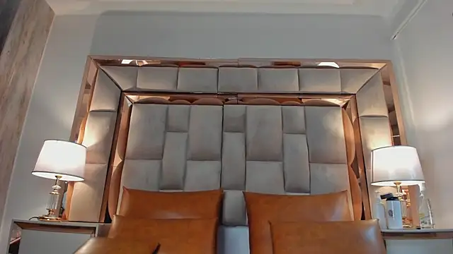 ValentinaBreats' Live XXX Chat