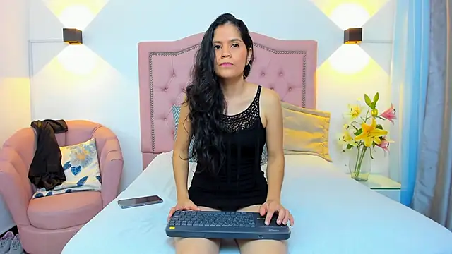 Paulynavera 即時 XXX 聊天