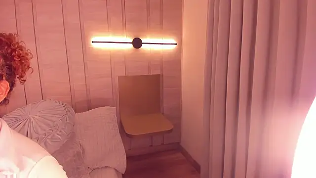 Sienna_brunette Obrolan Langsung XXX