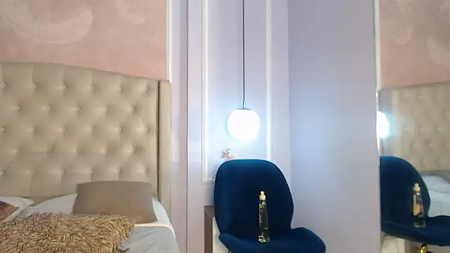 Webkamerová show LiaTrainor