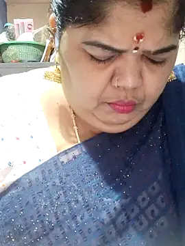 tamilthanushri Webcam show