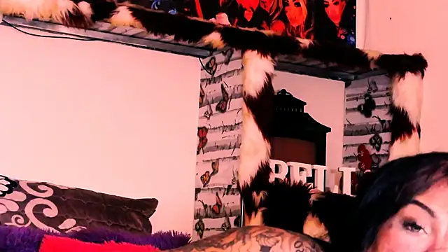 indian_dreamgirl élő XXX-chatje