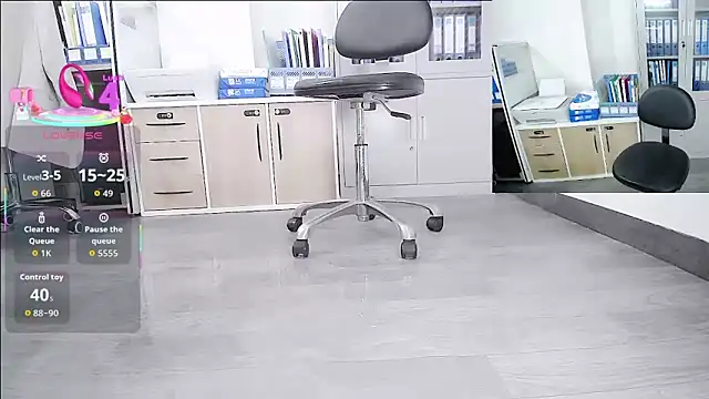 Saffron_10 现场XXX聊天