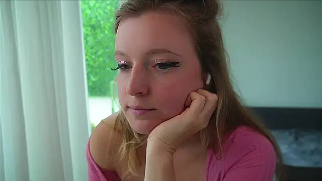 Ameliasweety69 Adlı Modelin Web Kamerası Şovu