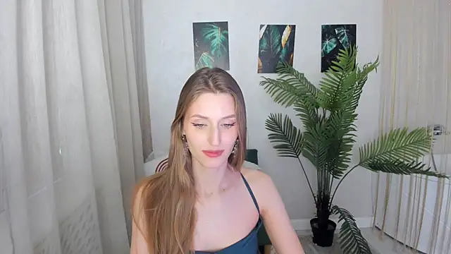 دردشة NaturalBeaty الجنسية المباشرة