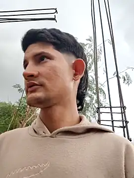 Juan_Hotcaliemte Pertunjukan Webcam