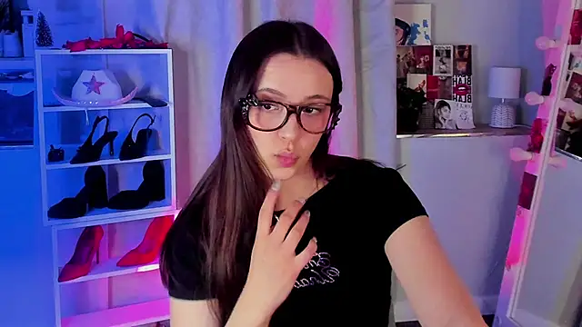 XXX chat uživo modela Sahara_Shields