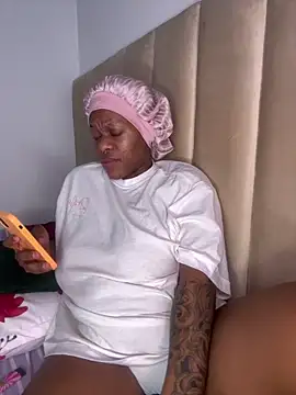 Chat XXX en directo de Boneca25