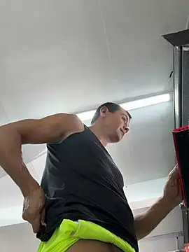 Paul22cm- 现场XXX聊天