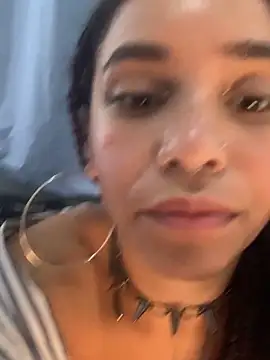 Lillith_Bloom Chat XXX in diretta