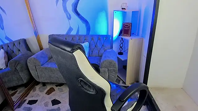 lorraineHunter Chat XXX in diretta