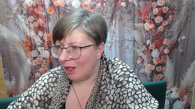 RadaChudna Obrolan Langsung XXX