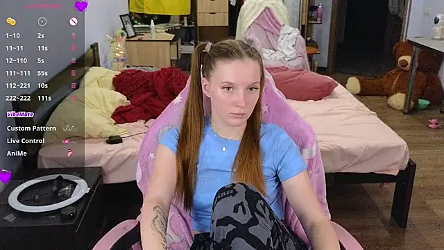 Show modela Mary_Blu na web-kameri