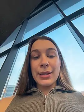 Chat XXX en directo de SashaCatt