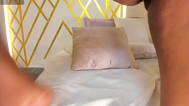 Chatroom XXX en direct de maryevans_