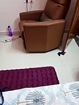 Roja-Telugu777's Live XXX Chat