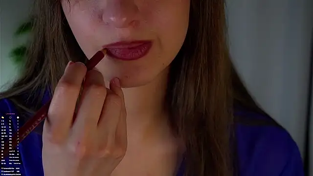 Chat +18 de ClarineCasebolt ao vivo