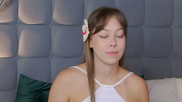 Онлайн чат XXX TheEmma