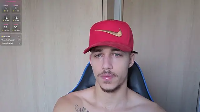 orionblaze69_ élő XXX-chatje