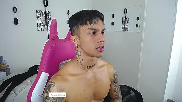 Leonard_Price – Naživo XXX chat