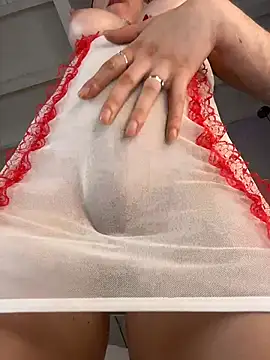 SweetieSinXXX: онлайн-секс-чат