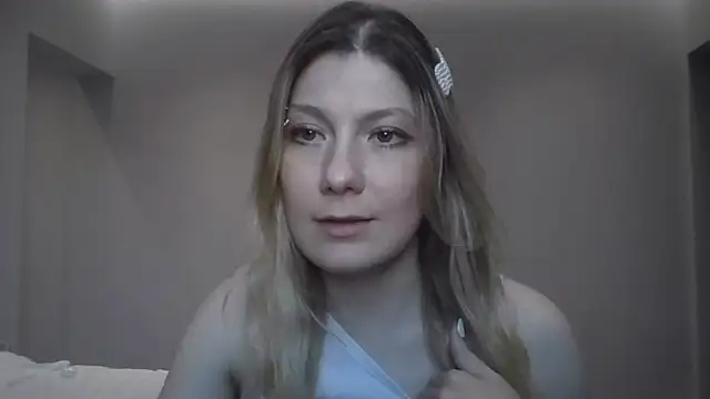 Živý XXX chat Foxy_Bright