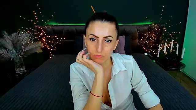 Chatroom XXX en direct de Rebecca_Diamond