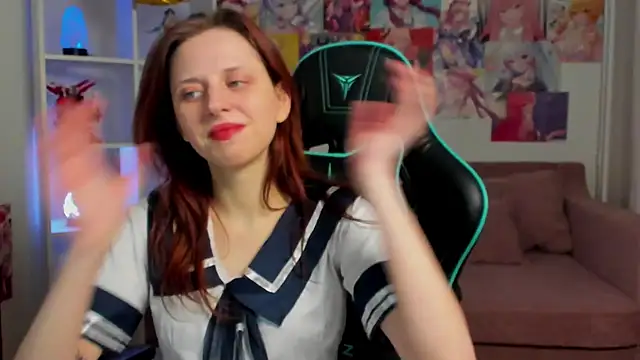 Chatroom XXX en direct de FreyaVey