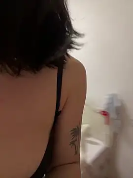 ruanruan05 即時 XXX 聊天