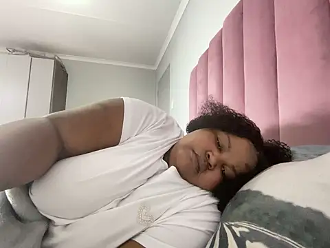 Czat XXX na żywo – MissLola27