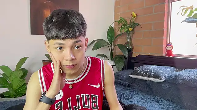 Andy_Belier23 在線直播表演