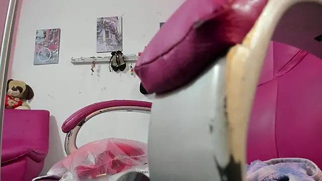 Chat XXX en directo de CAMILA--REY