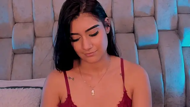 KatherineRuiz_'s Webcam Show