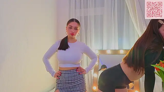 Živý XXX chat Sofia_Plump