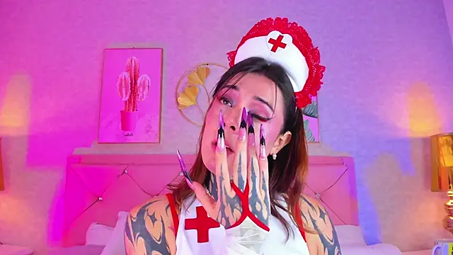 Pokazy przed kamerką – mystikdoll