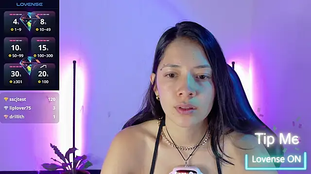 Sarasavage Chat XXX in diretta